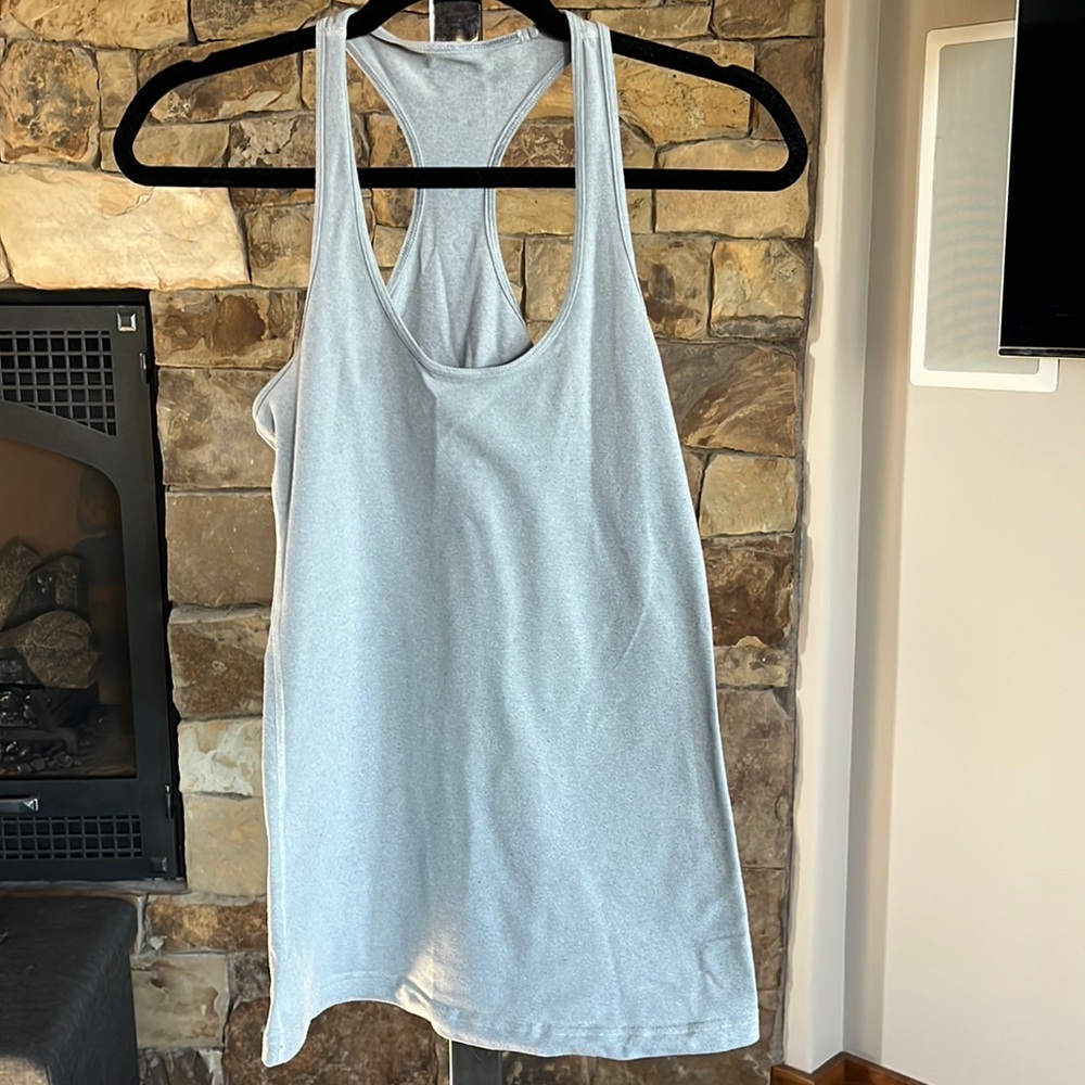 Lululemon razorback